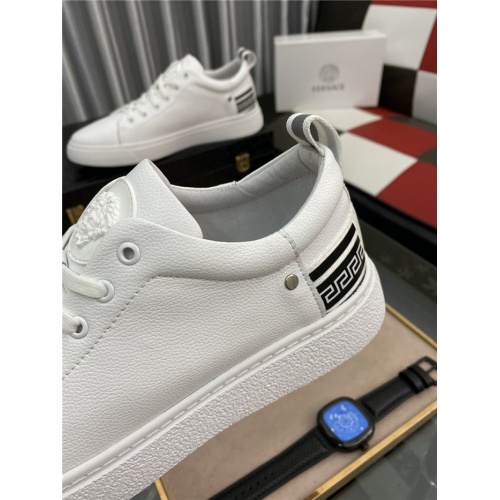 Replica Versace Casual Shoes For Men #921868 $76.00 USD for Wholesale
