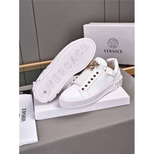 Replica Versace Casual Shoes For Men #922200 $76.00 USD for Wholesale