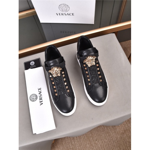 Replica Versace Casual Shoes For Men #922202 $80.00 USD for Wholesale