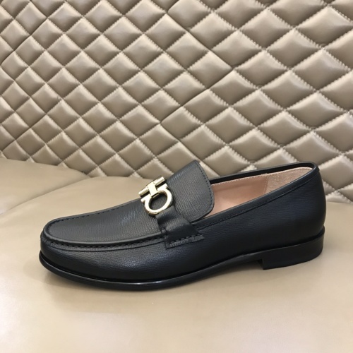 Replica Salvatore Ferragamo Leather Shoes For Men #922952 $162.00 USD for Wholesale