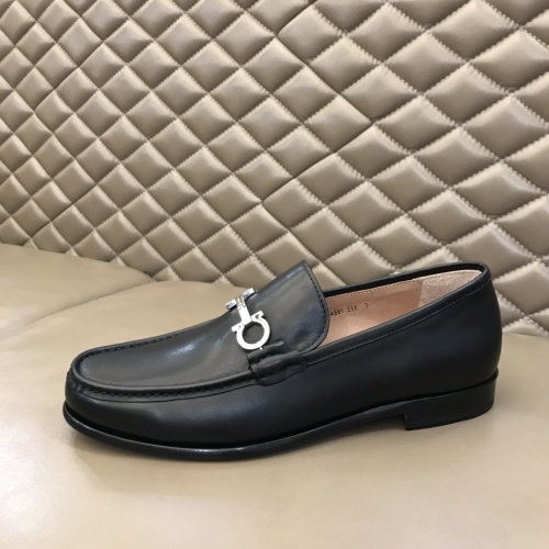 Replica Salvatore Ferragamo Leather Shoes For Men #922963 $162.00 USD for Wholesale
