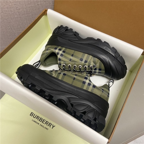 Replica Burberry Casual Shoes For Men #923451 $112.00 USD for Wholesale