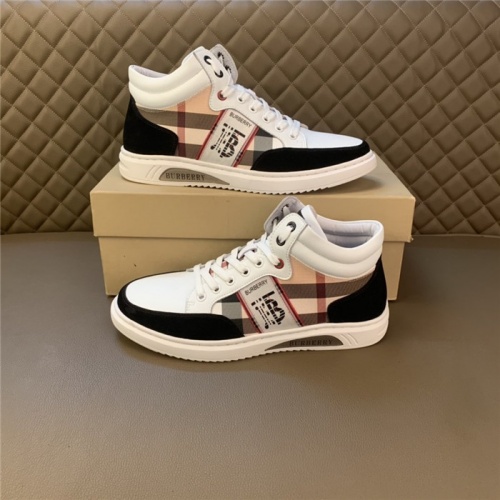 Burberry Casual Shoes For Men #924036