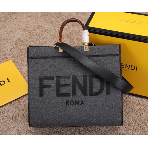 Fendi AAA Quality Tote-Handbags For Women #924266 $96.00 USD, Wholesale Replica Fendi AAA Quality Handbags