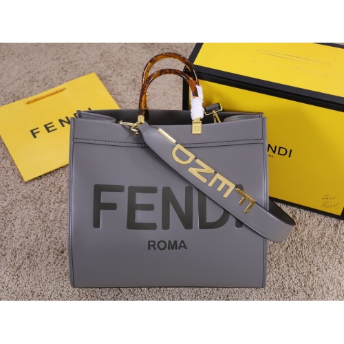 Fendi AAA Quality Tote-Handbags For Women #924276 $98.00 USD, Wholesale Replica Fendi AAA Quality Handbags