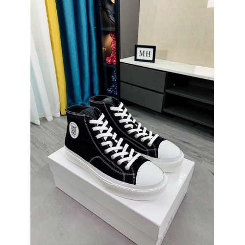 Givenchy High Tops Shoes For Men #924436
