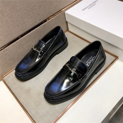 Replica Versace Leather Shoes For Men #924582 $105.00 USD for Wholesale