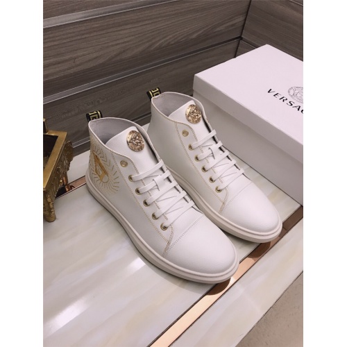 Versace High Tops Shoes For Men #925200