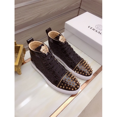 Versace High Tops Shoes For Men #925203