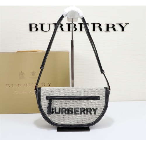 Burberry AAA Messenger Bags For Women #925390 $105.00 USD, Wholesale Replica Burberry AAA Messenger Bags