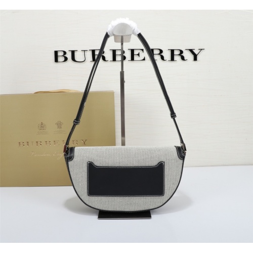 Replica Burberry AAA Messenger Bags For Women #925390 $105.00 USD for Wholesale