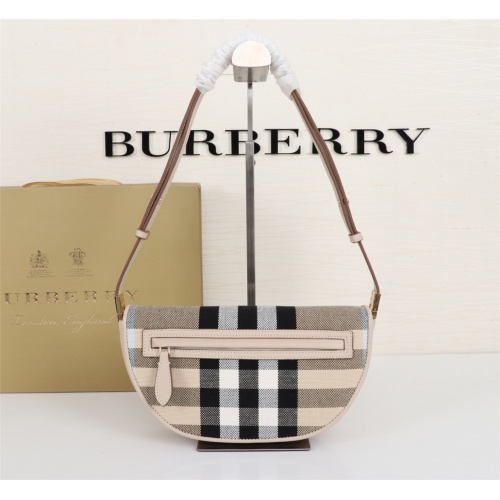 Burberry AAA Messenger Bags For Women #925391 $102.00 USD, Wholesale Replica Burberry AAA Messenger Bags
