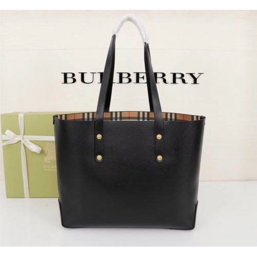 Replica Burberry AAA Handbags For Women #925398 $102.00 USD for Wholesale