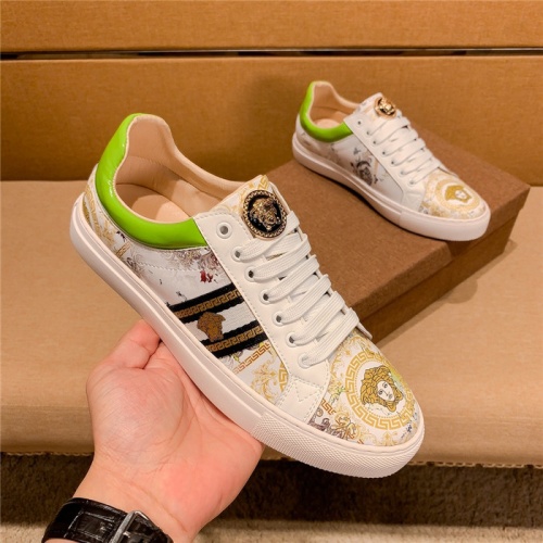 $72.00 USD Versace Casual Shoes For Men #925673