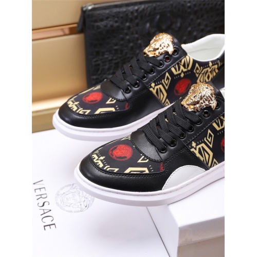 Replica Versace Casual Shoes For Men #925961 $76.00 USD for Wholesale