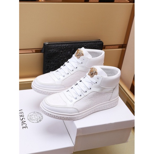 Versace High Tops Shoes For Men #926338