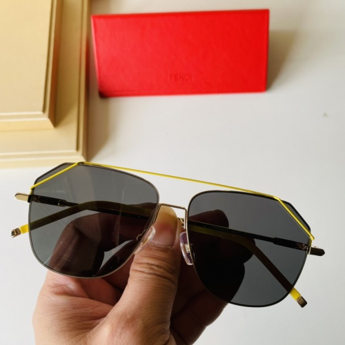 Fendi AAA Quality Sunglasses #926604