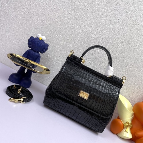 Dolce & Gabbana D&G AAA Quality Messenger Bags For Women #926629