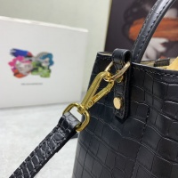 $98.00 USD Prada AAA Quality Messeger Bags For Women #916902
