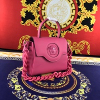 $170.00 USD Versace AAA Quality Messenger Bags For Women #920108