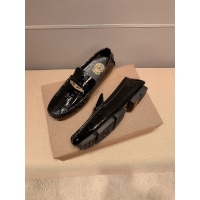 $82.00 USD Versace Leather Shoes For Men #922922