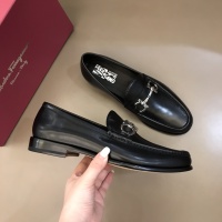$162.00 USD Salvatore Ferragamo Leather Shoes For Men #922958