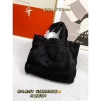 $82.00 USD Prada AAA Quality Handbags For Women #924213