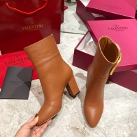 $112.00 USD Valentino Boots For Women #925727