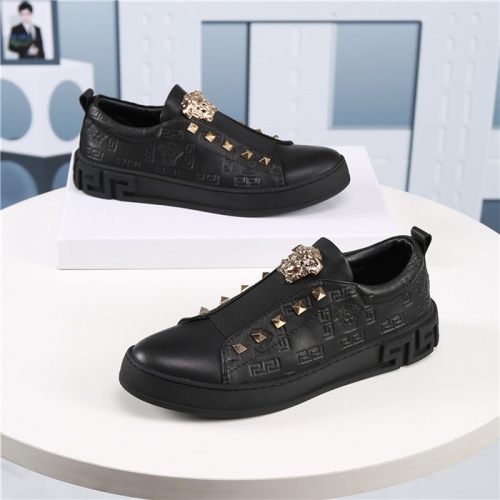 Replica Versace Casual Shoes For Men #927264 $72.00 USD for Wholesale