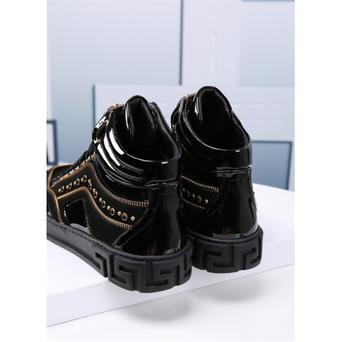 Replica Versace Casual Shoes For Men #927311 $82.00 USD for Wholesale