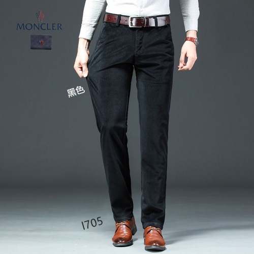 Moncler Pants For Men #927452
