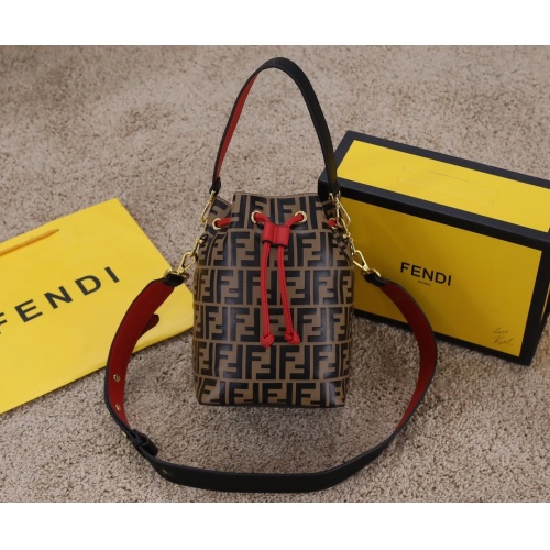 Fendi AAA Messenger Bags For Women #927728 $88.00 USD, Wholesale Replica Fendi AAA Messenger Bags