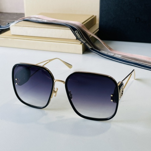 Christian Dior AAA Quality Sunglasses #927889