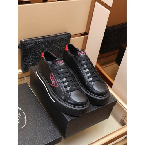 Prada Casual Shoes For Men #928182