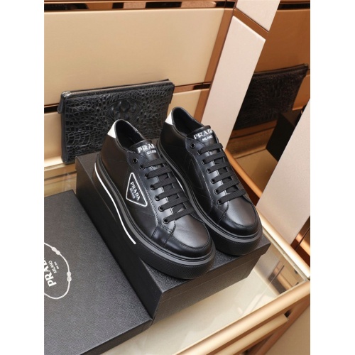 Prada Casual Shoes For Men #928184