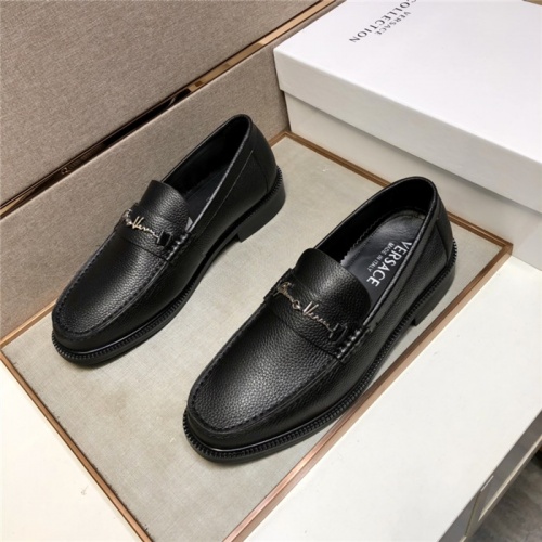 Versace Leather Shoes For Men #928249