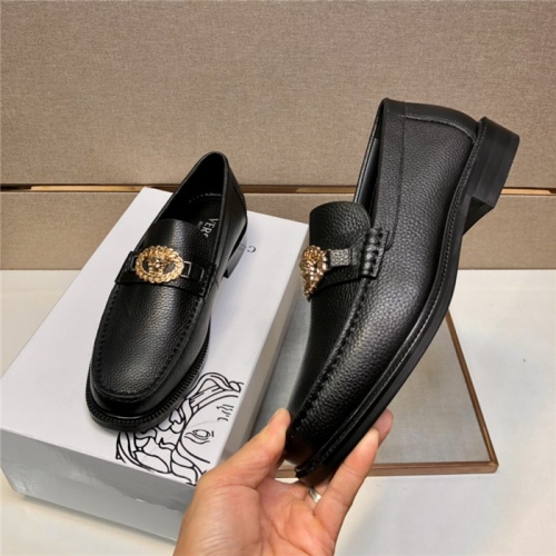 Replica Versace Leather Shoes For Men #928250 $105.00 USD for Wholesale