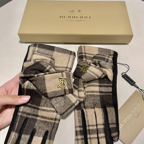 Replica Burberry Gloves For Women #929046 $41.00 USD for Wholesale