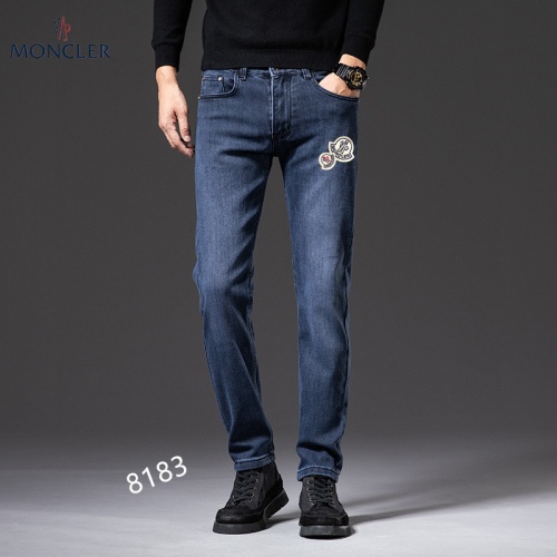 Moncler Jeans For Men #929905