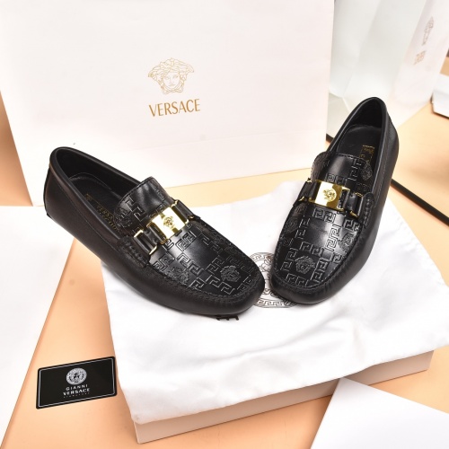 Replica Versace Casual Shoes For Men #930190 $80.00 USD for Wholesale