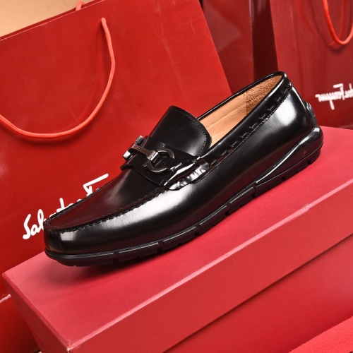 Replica Salvatore Ferragamo Leather Shoes For Men #930229 $92.00 USD for Wholesale
