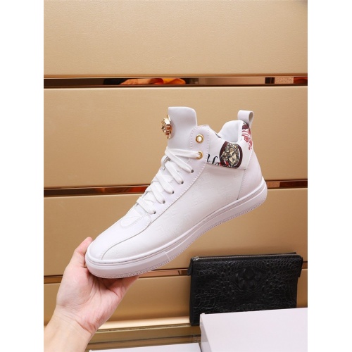 Replica Versace Casual Shoes For Men #931688 $85.00 USD for Wholesale