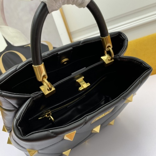 Replica Valentino AAA Quality Messenger Bags For Women #932199 $130.00 USD for Wholesale