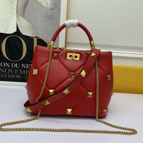 Valentino AAA Quality Messenger Bags For Women #932200 $130.00 USD, Wholesale Replica Valentino AAA Quality Messenger Bags