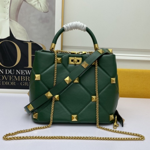 Valentino AAA Quality Messenger Bags For Women #932202 $130.00 USD, Wholesale Replica Valentino AAA Quality Messenger Bags