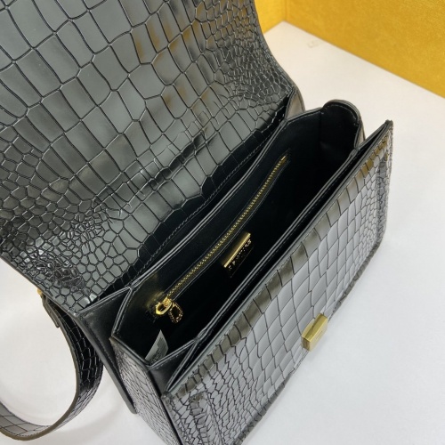 Replica Dolce & Gabbana D&G AAA Quality Messenger Bags For Women #932215 $185.00 USD for Wholesale