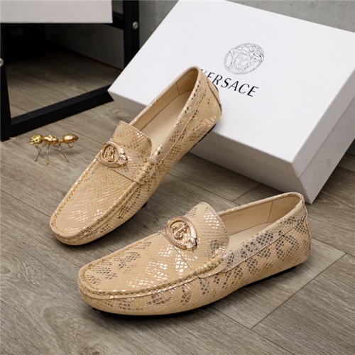Versace Leather Shoes For Men #932243