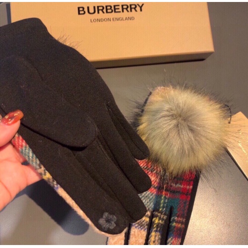 Replica Burberry Gloves For Women #932564 $45.00 USD for Wholesale