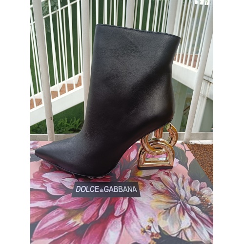 Replica Dolce & Gabbana D&G Boots For Women #932611 $165.00 USD for Wholesale