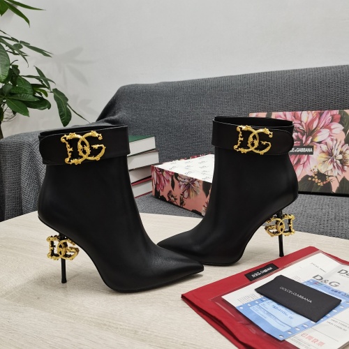 Replica Dolce & Gabbana D&G Boots For Women #932632 $172.00 USD for Wholesale
